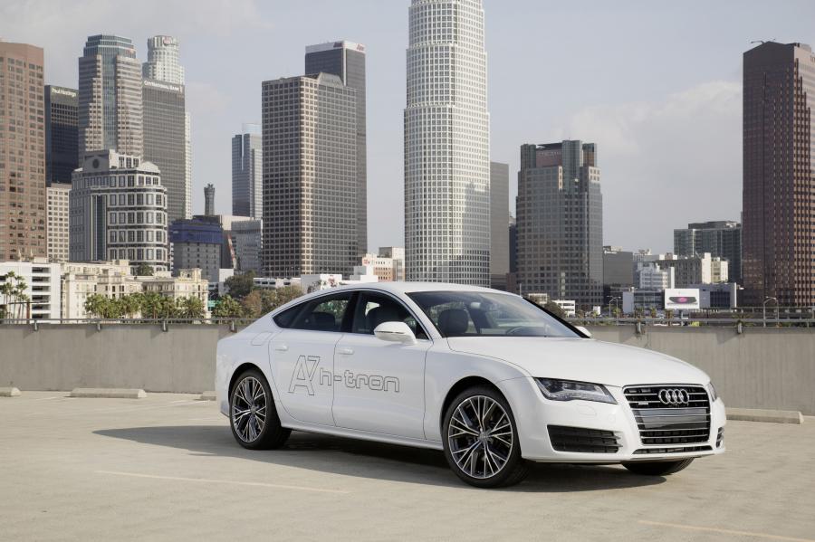  Audi A7 Sportback h-tron Quattro Concept 2014 года  (фото 17 из 34)